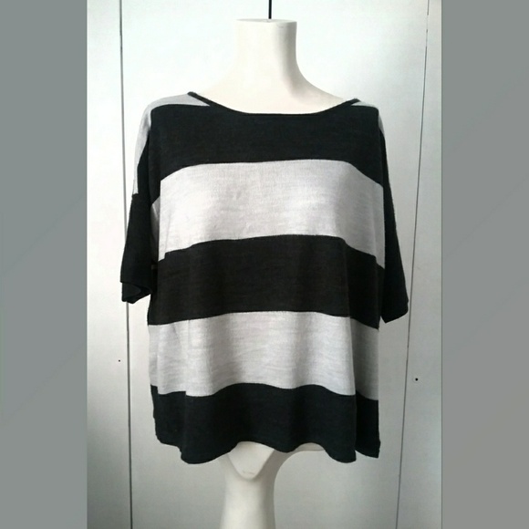 Kenar Two Tone Gray Stripe Crop Top - Picture 1 of 5